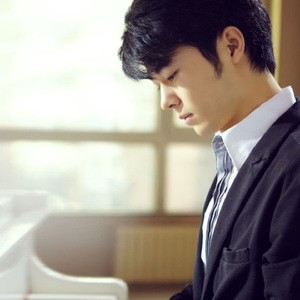 男能GAY无套✅猛男自慰
